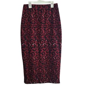 Elegant Red Leopard Print Skirt